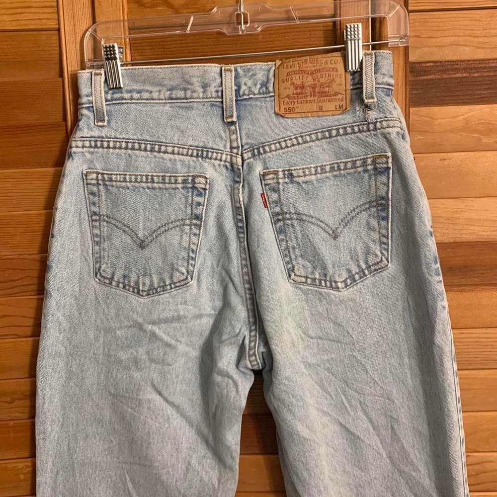 Vintage 90s High Waisted Levi's 550 Jeans 26"